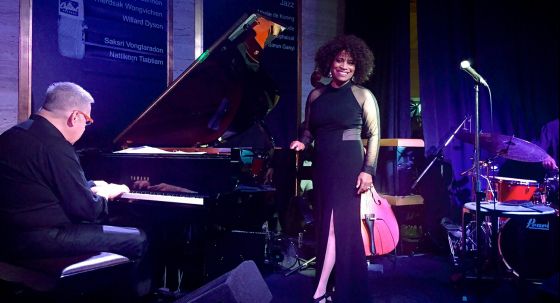 4a6a49db76ebe1e51132df2661d8ffcb-sld