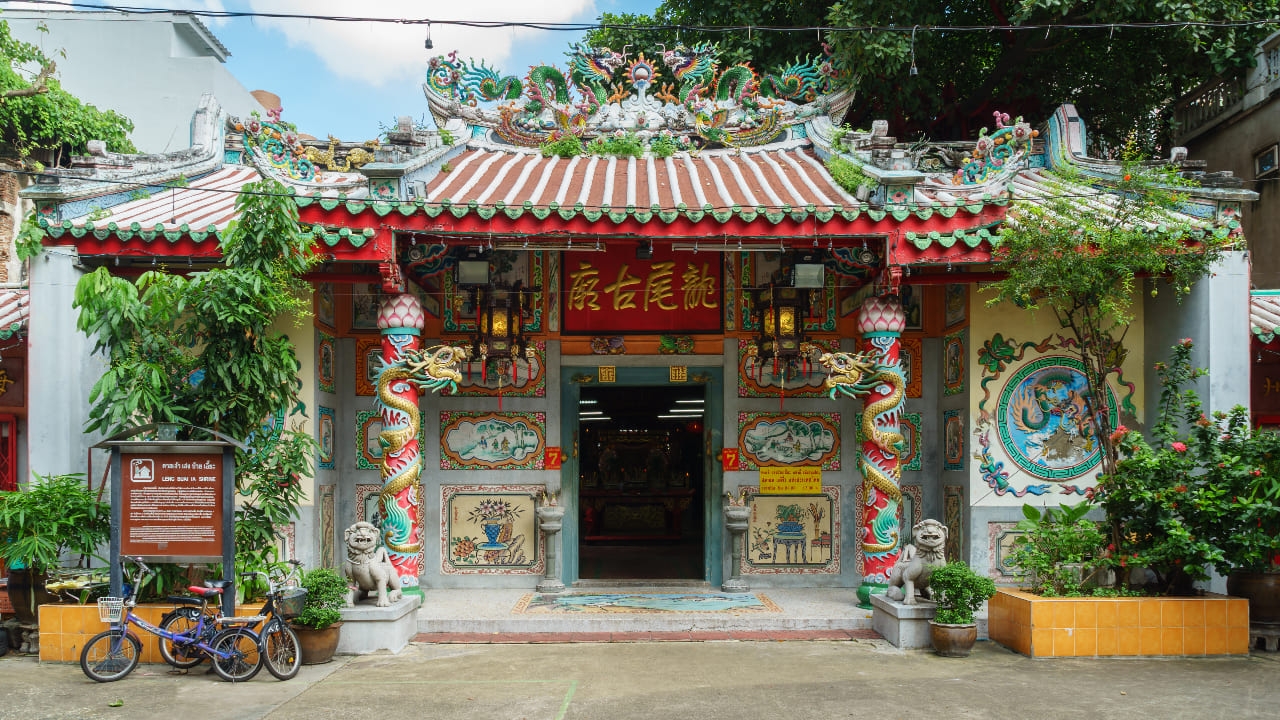 เช็กอิน 5 ศาลเจ้า ขอพรรับตรุษจีน 2567 ย่านเยาวราช เสริมความปังรับปีมังกร 