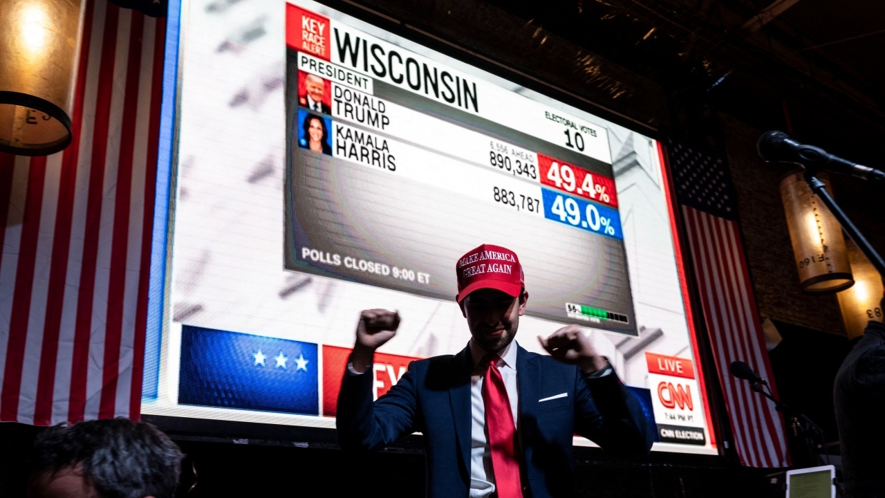 ผลการเลือกตั้งสหรัฐฯ 2024: "โดนัลด์ ทรัมป์" มีคะแนนนำเลือกตั้งสหรัฐฯ แต่รัฐสมรภูมิยังคงสูสี