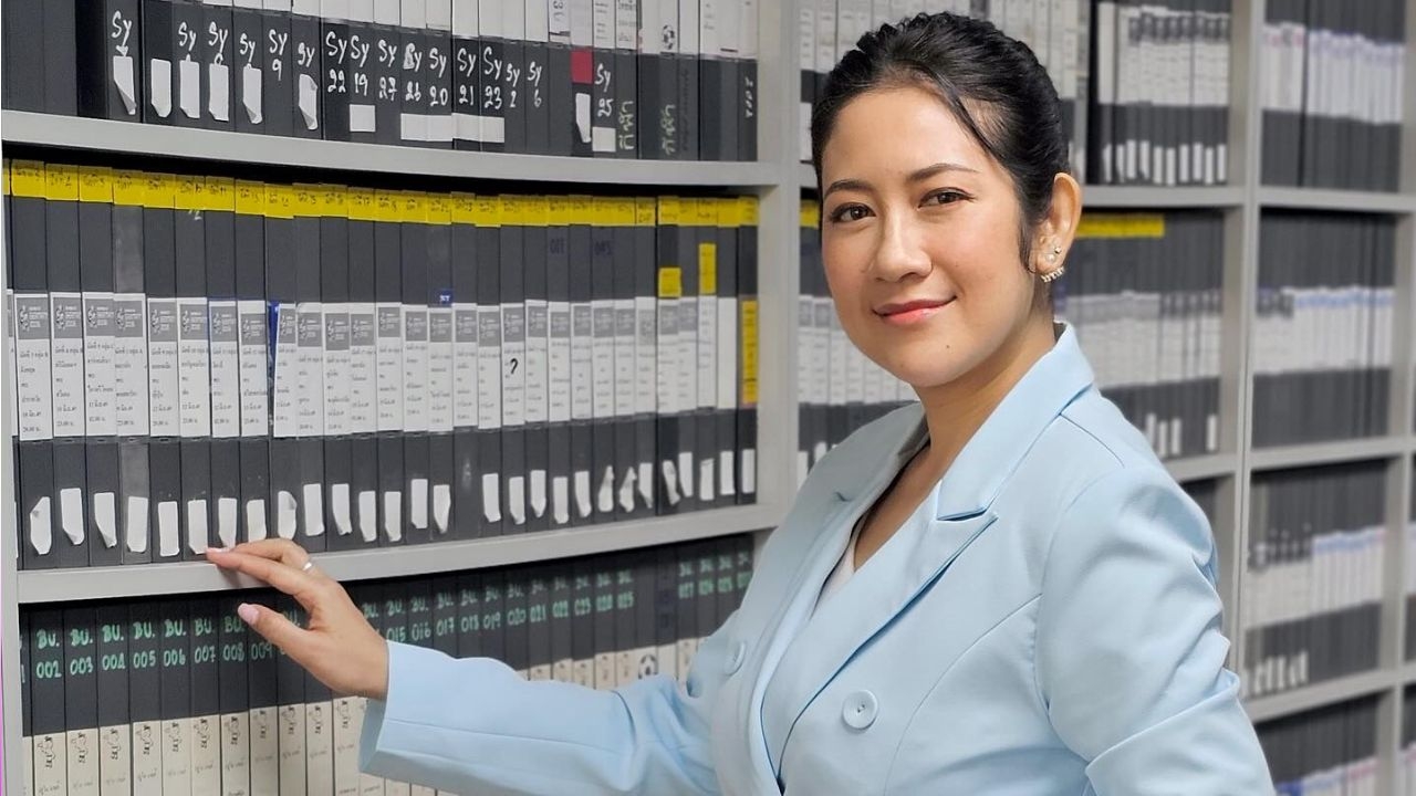 ทราย เบญจมาลัญช์ ผู้ประกาศข่าว Flash News โบกมือลาช่อง 3 หลังอยู่มา 10 ปี