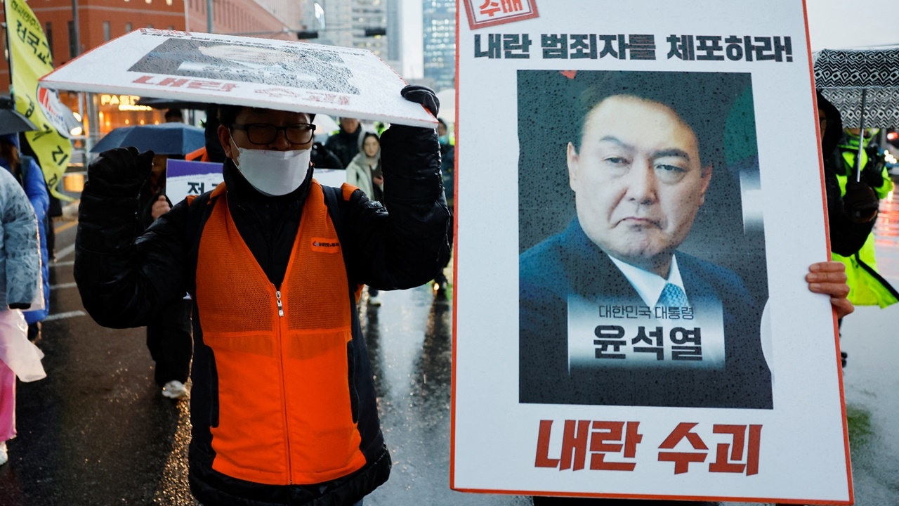 ฝ่ายค้านเกาหลีใต้ เตรียมลงมติถอดถอนประธานาธิบดีวันเสาร์นี้